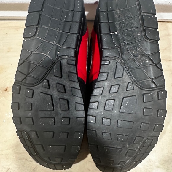 Air Max 1 Leather Premium 'Gym Red Black' - Picture 8 of 8